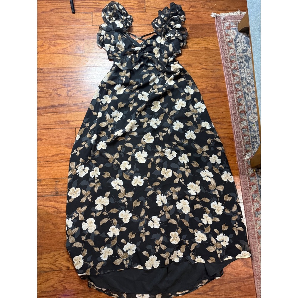 Petal + Pup Lucah Frill Shoulder Maxi Dress‎ Black Floral Ruffle Lace Up Back L